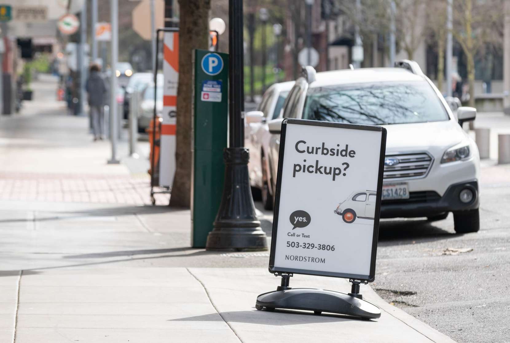 What are Pick-Up Points? 5 Benefits for Stores and Customers