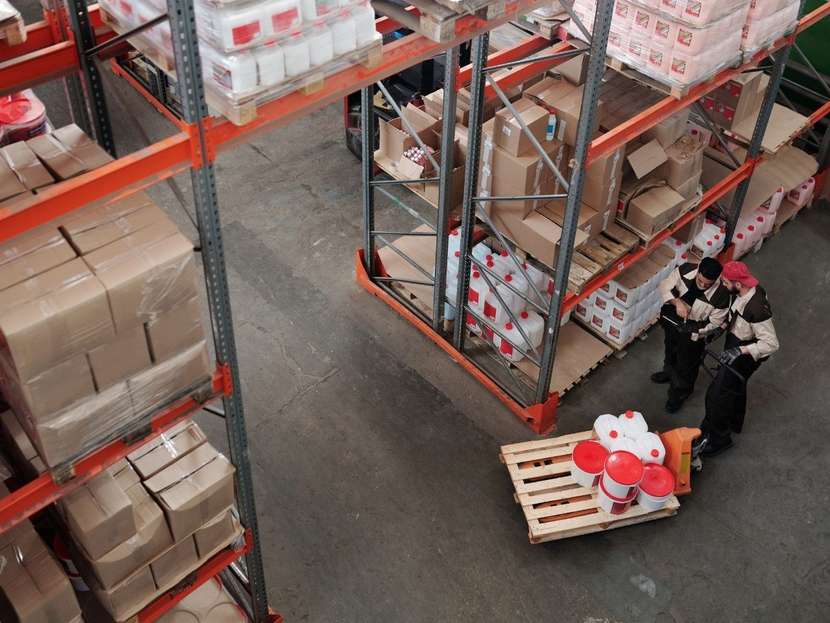 warehouse of an online store that has implemented reverse logistics