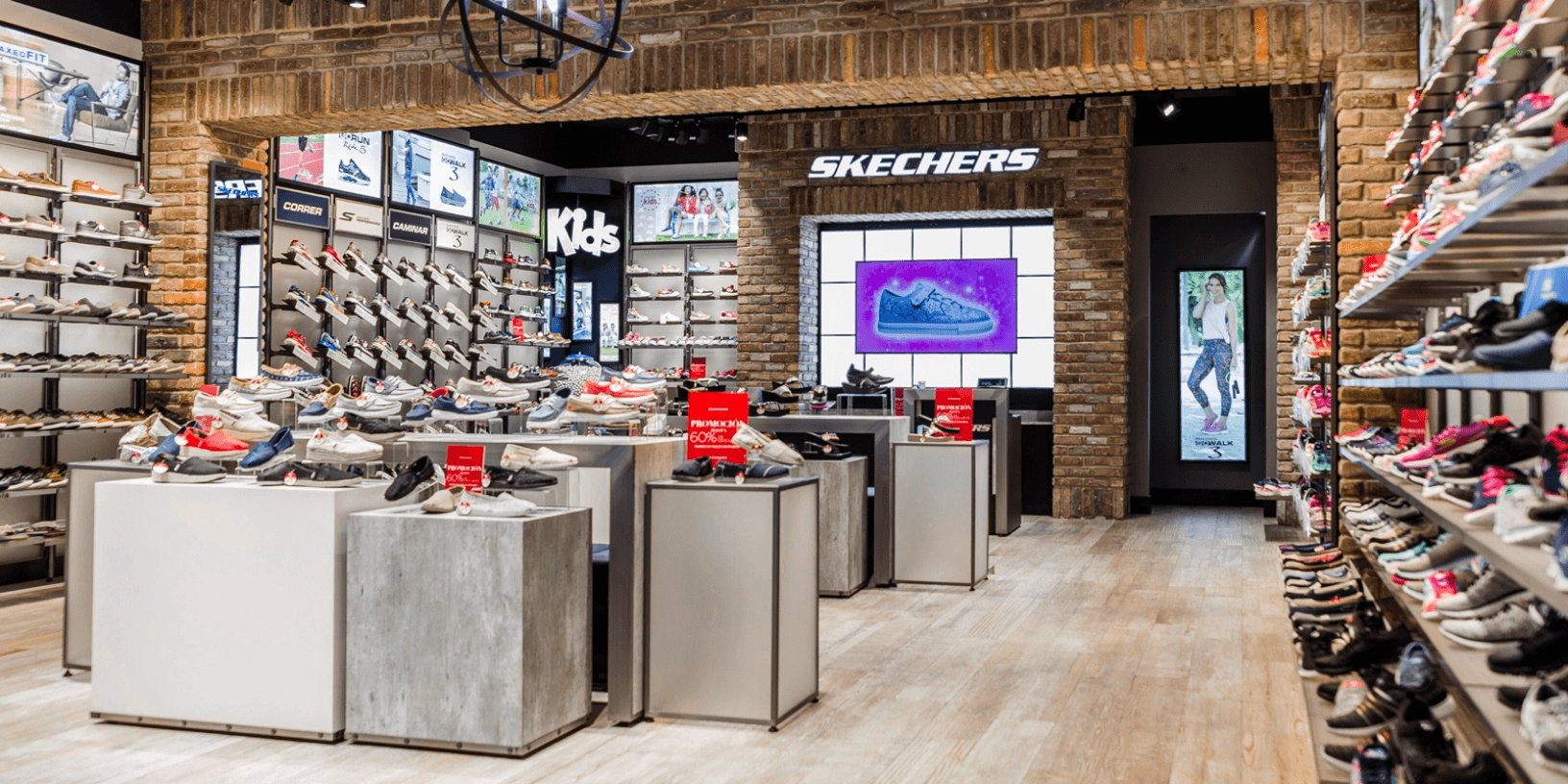 Customer success story of Skechers using Outvio