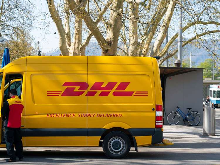 DHL ist ein Versandunternehmen, das für E-Commerce versendet