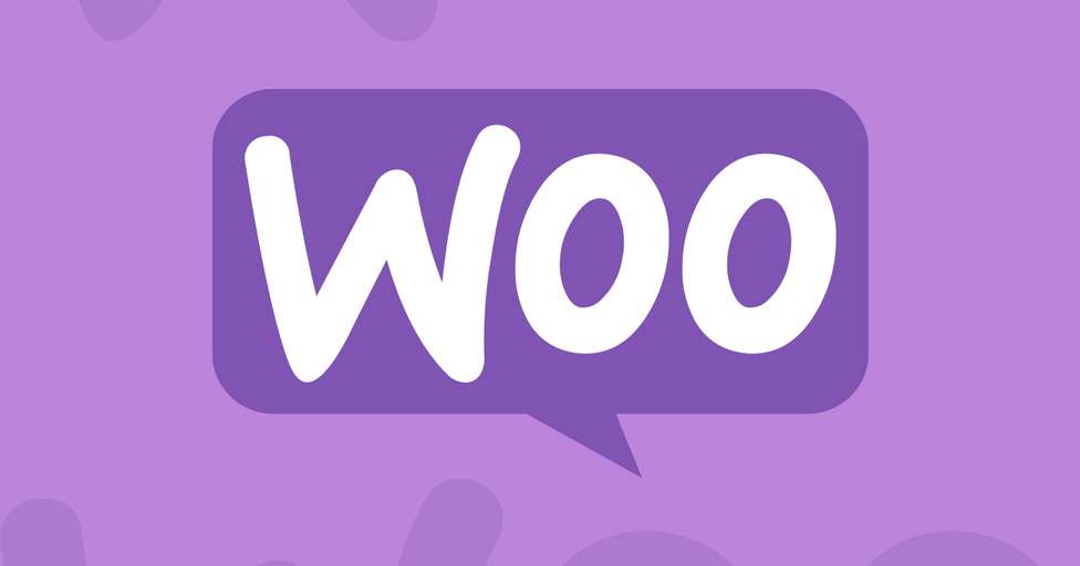 Grafika przedstawiająca duże litery WOO znajdujące się w dymku oznaczające WooCommerce czyli wtyczkę WordPressa do zakładania sklepów internetowych
