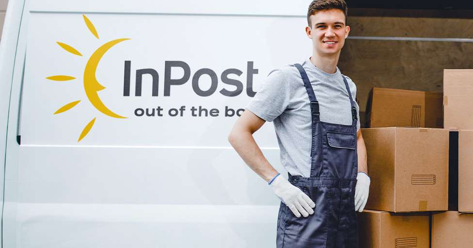 Firma InPost i kurier InPost przewożący przesyłki dla klientów firm eCommerce